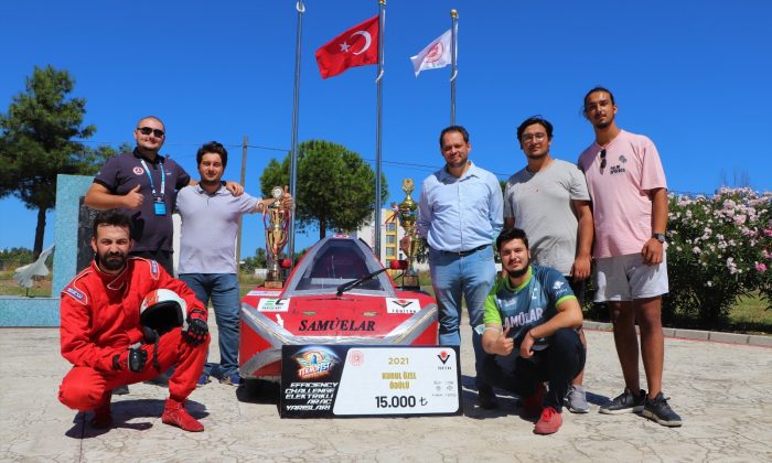 1 TL ile 250 kilometre giden elektrikli araç yaptılar,  TEKNOFEST’te 2 ödül birden aldılar