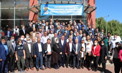 AK Partililer dayanışma kahvaltısında bir araya geldi