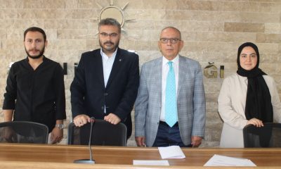 AK Partililer Menderes’i unutmadı