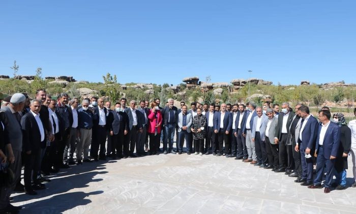 AK Parti’nin gönül seferberliği Eğil ilçesi ile devam ediyor