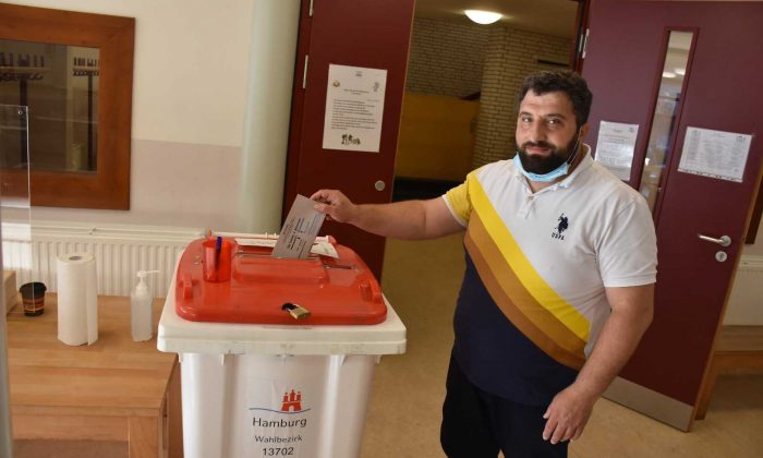 Almanya genel seçimler için sandık başında