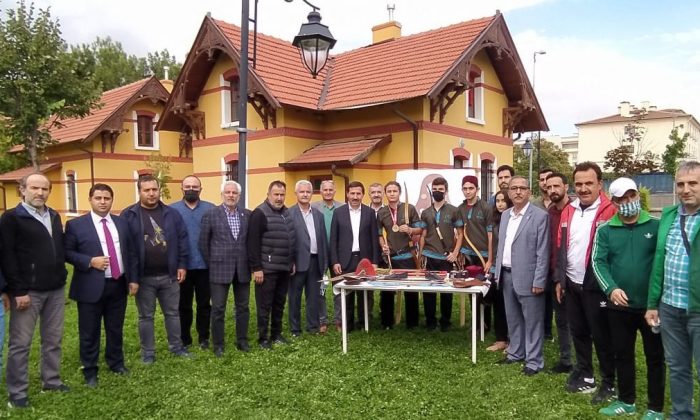 Avrupa Hareketlilik Haftası’nda spor muhabirleri ok attı