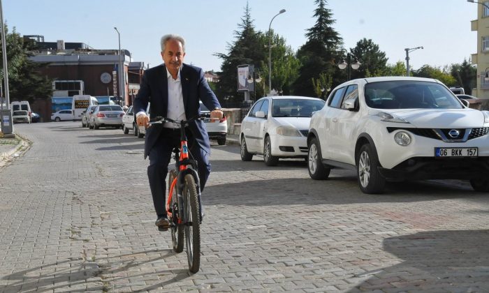 Başkan Akkaya: “Bisiklet çevre dostu ve yakıt tasarrufu sağlayan bir araç”