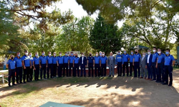 Başkan Çelik zabıta ekibini kutlayıp, teşekkür etti