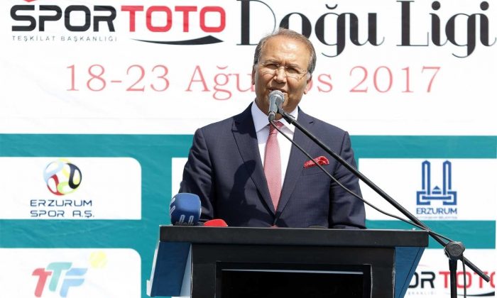 Cengiz Durmuş yeniden aday