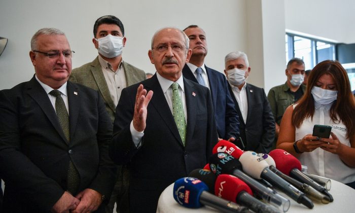 CHP Lideri Kılıçdaroğlu şehit aileleri ve gazilerle bir araya geldi