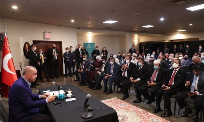 Cumhurbaşkanı Erdoğan, ABD’deki Türk vatandaşları ile bir araya geldi