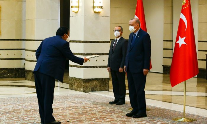 Cumhurbaşkanı Erdoğan, Bolivya Büyükelçisini kabul etti