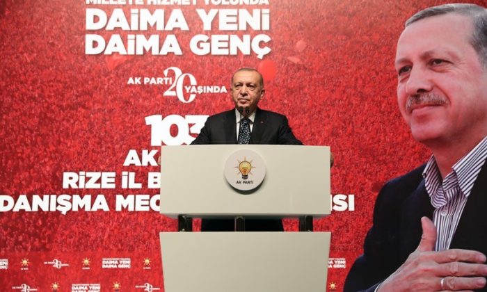Cumhurbaşkanı Erdoğan: “Meral hanım sen bu geziciler ile berabersin yolun açık olsun”