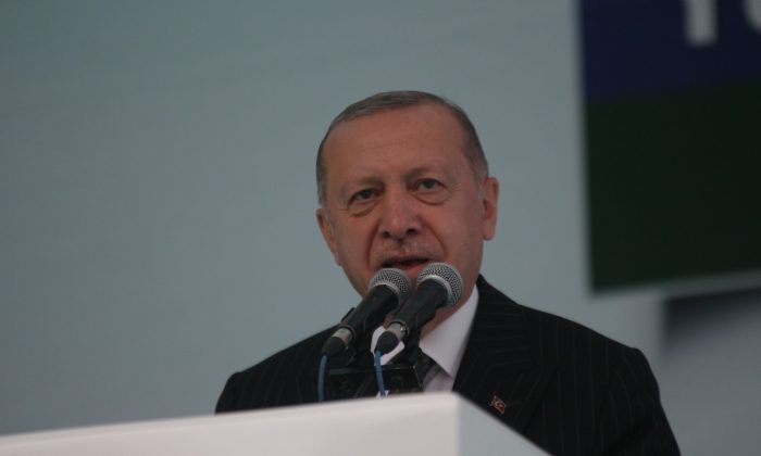 Cumhurbaşkanı Erdoğan: “Siz bu milletin önünü kesemezsiniz, kesemeyeceksiniz”