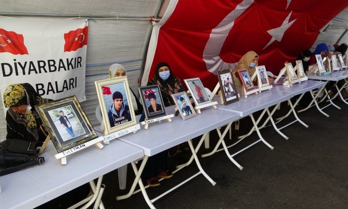 Direniş devam ediyor, çığlıkları dağ gibi yükseliyor