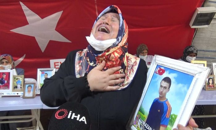 Evlat nöbetindeki annenin feryadı yürekleri dağladı