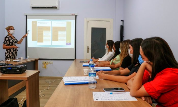 Göreve yeni başlayan Teksin personeli eğitimden geçti