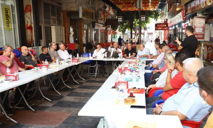 Gültak: “Çarşı esnafımızı görmezden gelemeyiz”