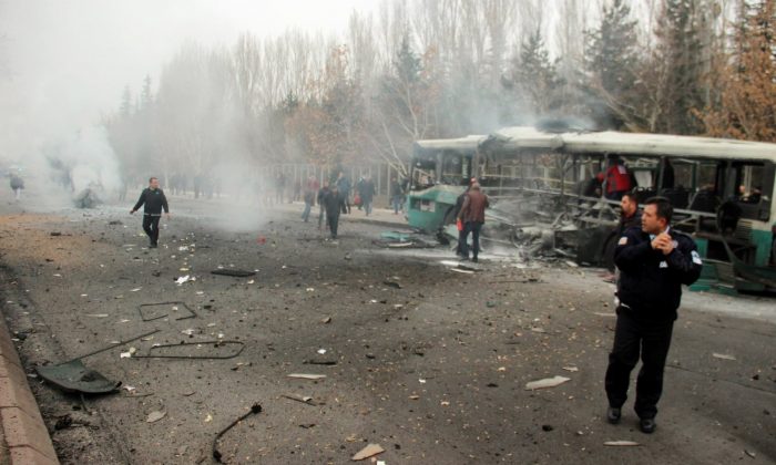 Kayseri’de askerleri taşıyan otobüse yapılan bombalı saldırının sanıklarının yargılanmasına devam edildi