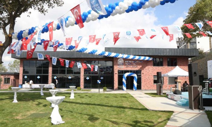 Kemerburgaz Kültür Merkezi ve Nikah Salonu açıldı