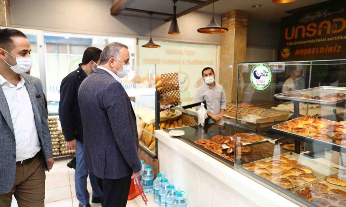 Lokman Çağırıcı esnafı ziyaret etti, pahalılığın nedenini sordu