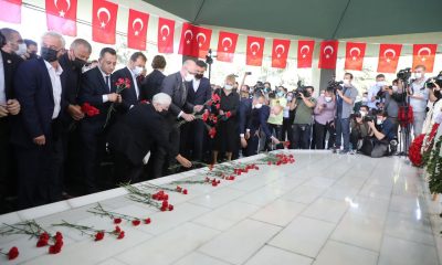 Merhum Başbakan Adnan Menderes ve arkadaşları idamlarının 60’ıncı yılında kabirleri başında anıldı