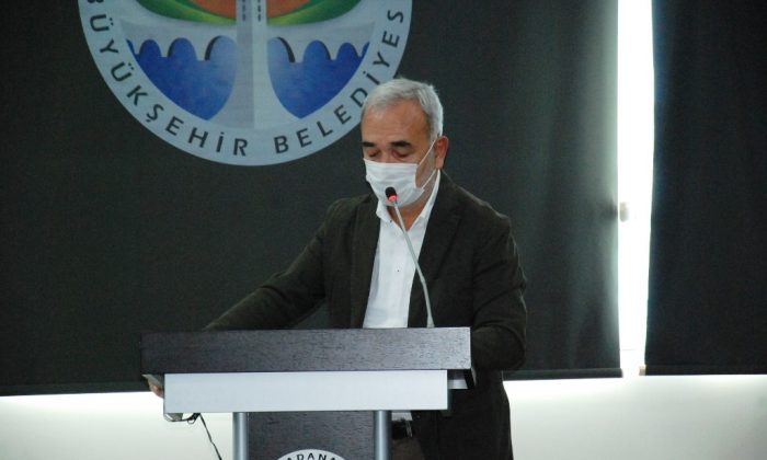 MHP’li Demirdağ’dan Büyükşehir yönetimine eleştiri
