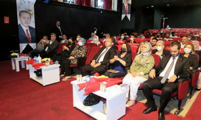 Mudanya AK Parti Divan Meclisi toplandı