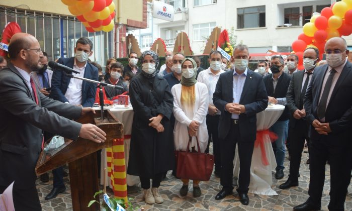 Niksar Belediyespor Sosyal Tesisleri açıldı