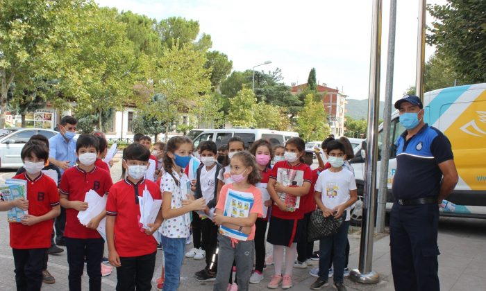 Osmaneli’de dört noktaya mobil atık merkezi konuldu