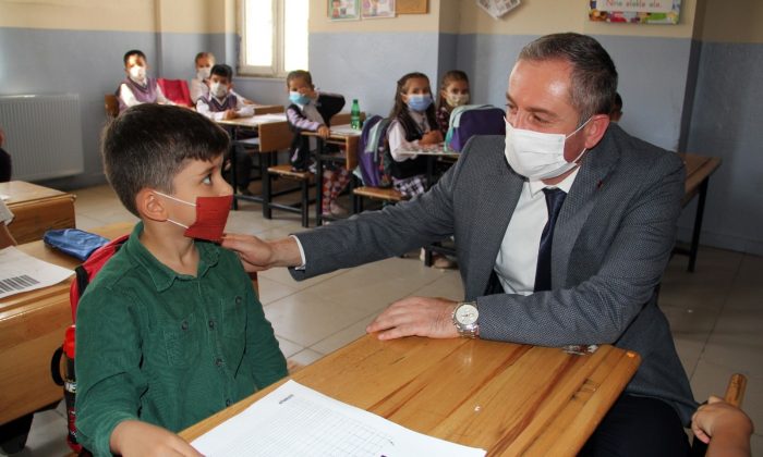 Patnos’ta ilçe milli eğitim müdürleri toplantısı