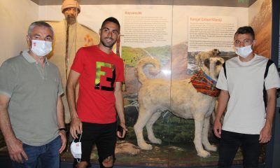 Sivas Valisi Ayhan, Sivassporlu futbolculara şehir müzesini gezdirdi