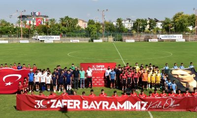 Zafer Bayramı’nı futbol turnuvası ile kutladılar