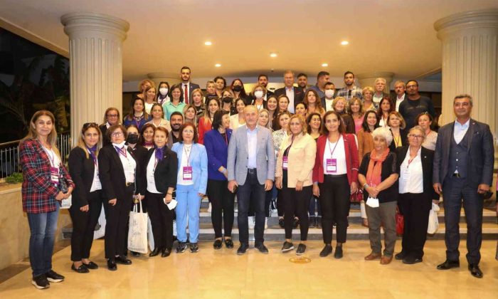 81 ilin CHP’li kadın kolları başkanları Didim’de ağırlandı