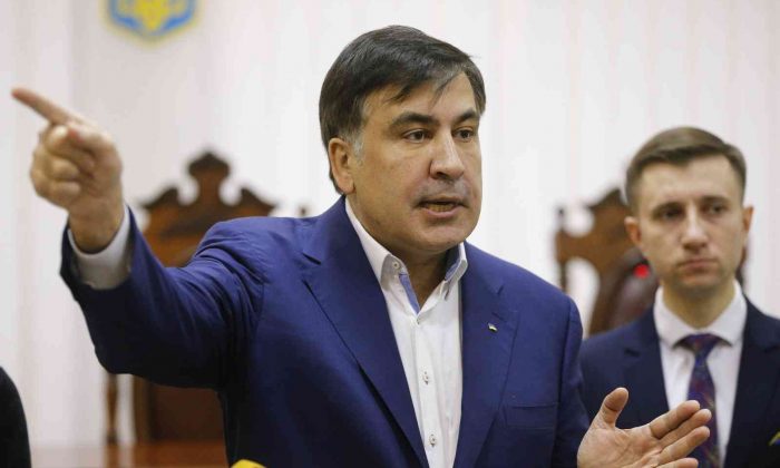 Açlık grevini sürdüren eski Gürcistan Cumhurbaşkanı Saakaşvili’ye kan nakli