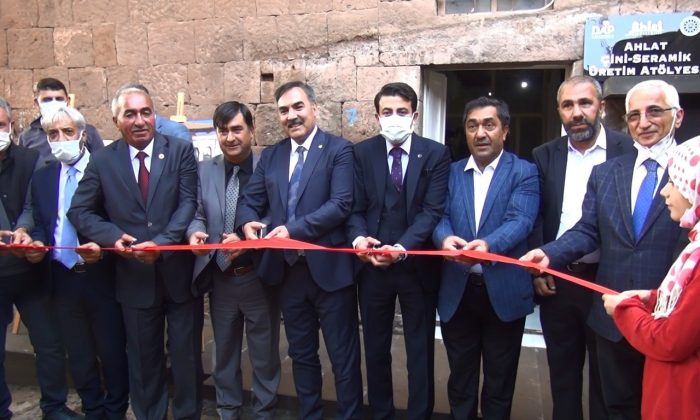 Ahlat’ta çini ve seramik yeniden canlanıyor