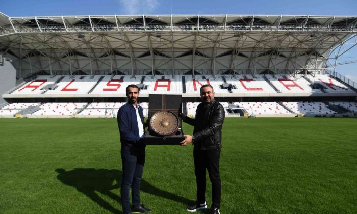 Al-Marri’den Alsancak Stadı turu