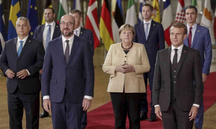 Almanya Başbakanı Merkel, AB Liderler Zirvesi’ne son kez katıldı