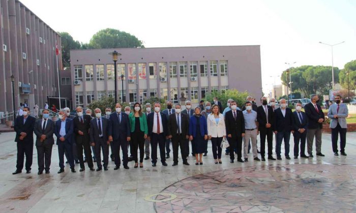 Aydın’da muhtarlar günü düzenlenen tören ile kutlandı