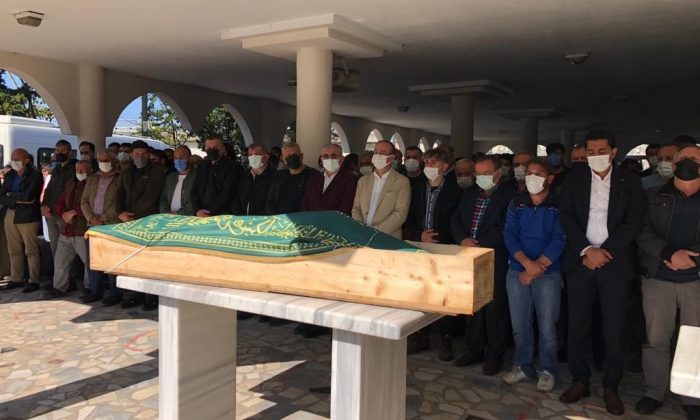 Çay fabrikasındaki patlamada ölen işçi toprağa verildi