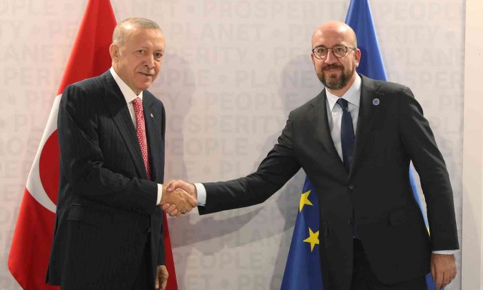 Cumhurbaşkanı Erdoğan, AB Konseyi Başkanı Michel ile görüştü