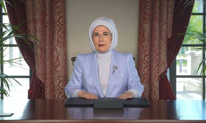 Emine Erdoğan: “Sıfır atık bilincini yaygınlaştıracak tüm girişimlerin yanında olacağım”