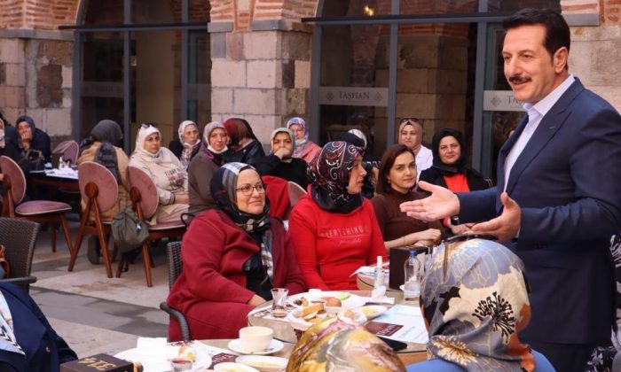Erdoğan Tok’tan AK kadınlarla vefa buluşması