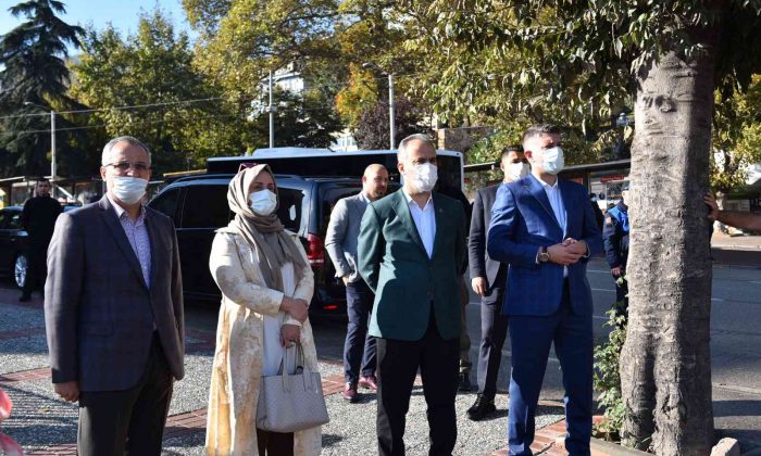 Hem ‘tarihi’ hem ‘hayati’ dönüşüm