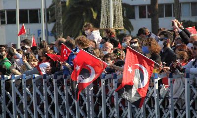 İzmir’de Cumhuriyet Bayramı coşkusu