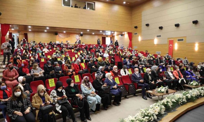 Kurumların destek ve hibeleri kadınlara anlatıldı
