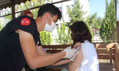 Öğrenciler aşı hakkında bilgilendirildi