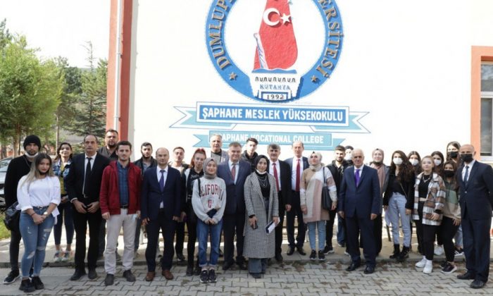 Rektör Uysal: “Engelli insanımıza sahip çıkmayı en kutsal bir görev kabul ediyoruz”