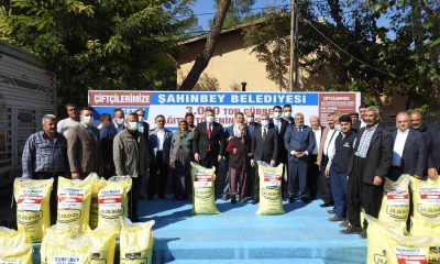 Şahinbey’de çiftçiye 3 bin ton gübre dağıtıldı