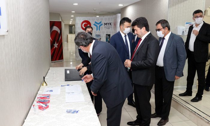 SUBÜ Rektörü Sarıbıyık, yeniden YÖK temsilcisi