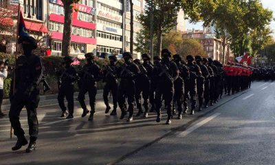 TBMM önünden ilk Meclis binasına ’29 Ekim’ korteji