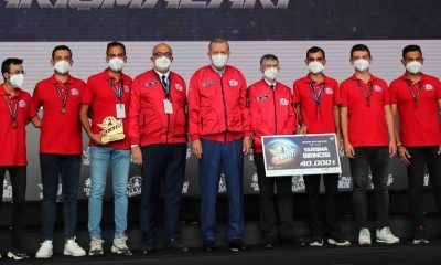 TEKNOFEST 2021 şampiyonu ’KAYGUSUZ’ takımından Rektör Ataç’a ziyaret