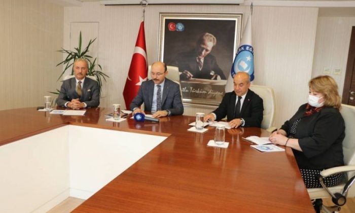 Türk Eğitim-Sen ve Uluslararası Avrasya Eğitim Sendikaları Birliği’den 3. Uluslararası Türk Dünyası Mühendislik ve Fen Bilimleri Kongresi