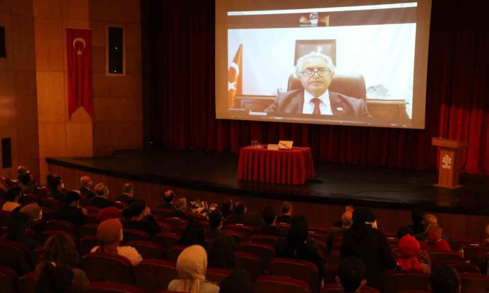 “Türkçemiz ve Yunus Emre” konferansı gerçekleştirildi